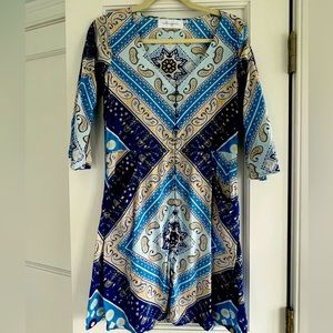 Walker and Wade xs beach cover up/ dress blue paisley